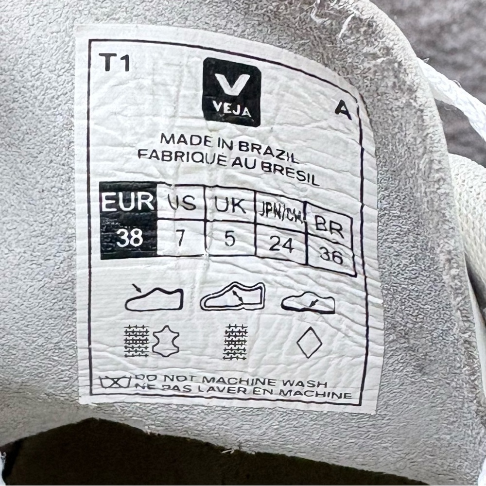 Veja V-10 Suede & Mesh Women’s 7 White/Gray Casual Designer Quiet Luxury Classic - Picture 10 of 10